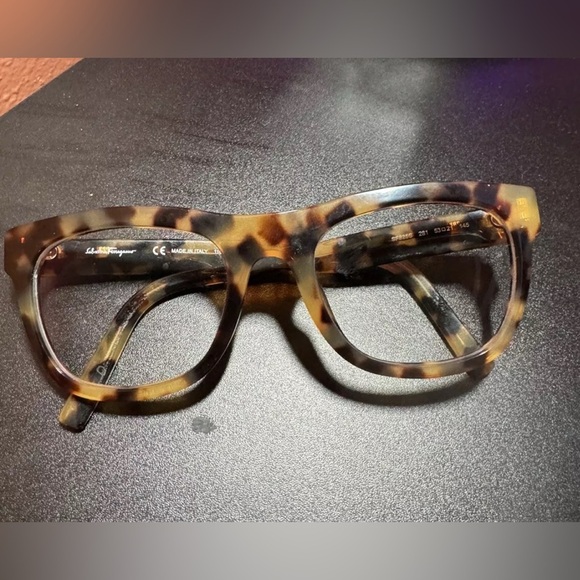 Salvatore Ferragamo SF825S Glasses  Frames - VGUC - tortoise color - Picture 1 of 7